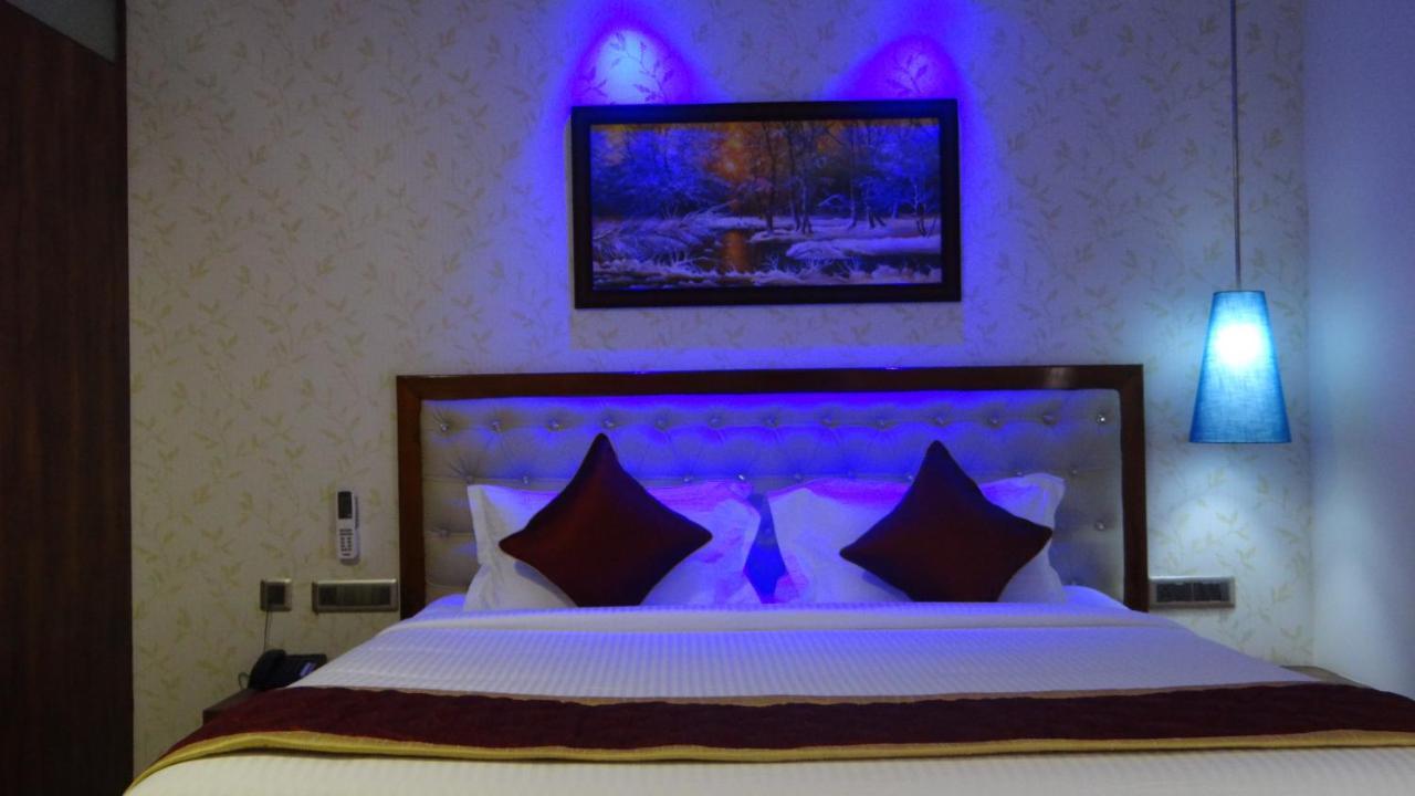 Arna Hotel Devanahalli Zewnętrze zdjęcie